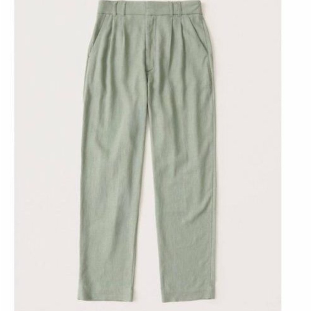 Abercrombie & Fitch Women's Linen-Blend Pleated Taper Pants in Olive